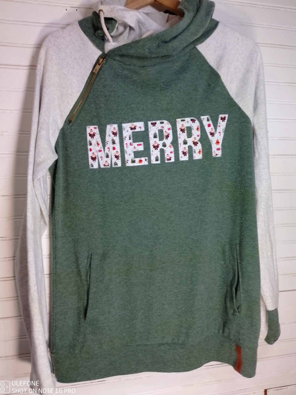 AMPERSAND AVE Green and Cream 'MERRY' Pullover Hoodie